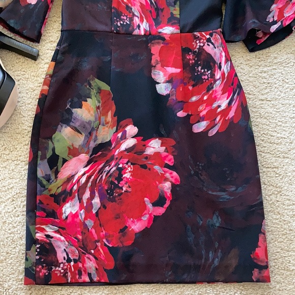 Trina Turk Float V Neck Ruffle Sleeve Dress - Picture 5 of 9